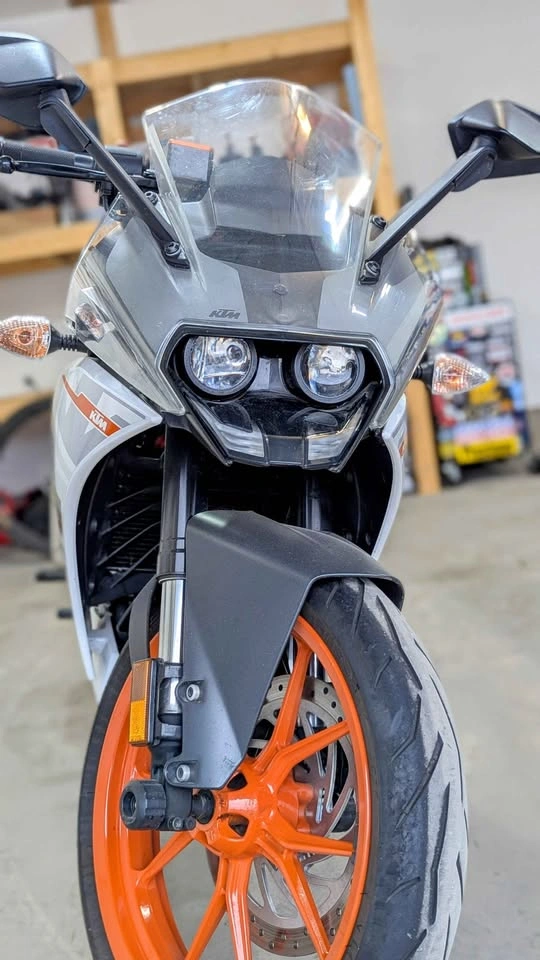 2015 KTM RC390 Motorcycle - photo 4