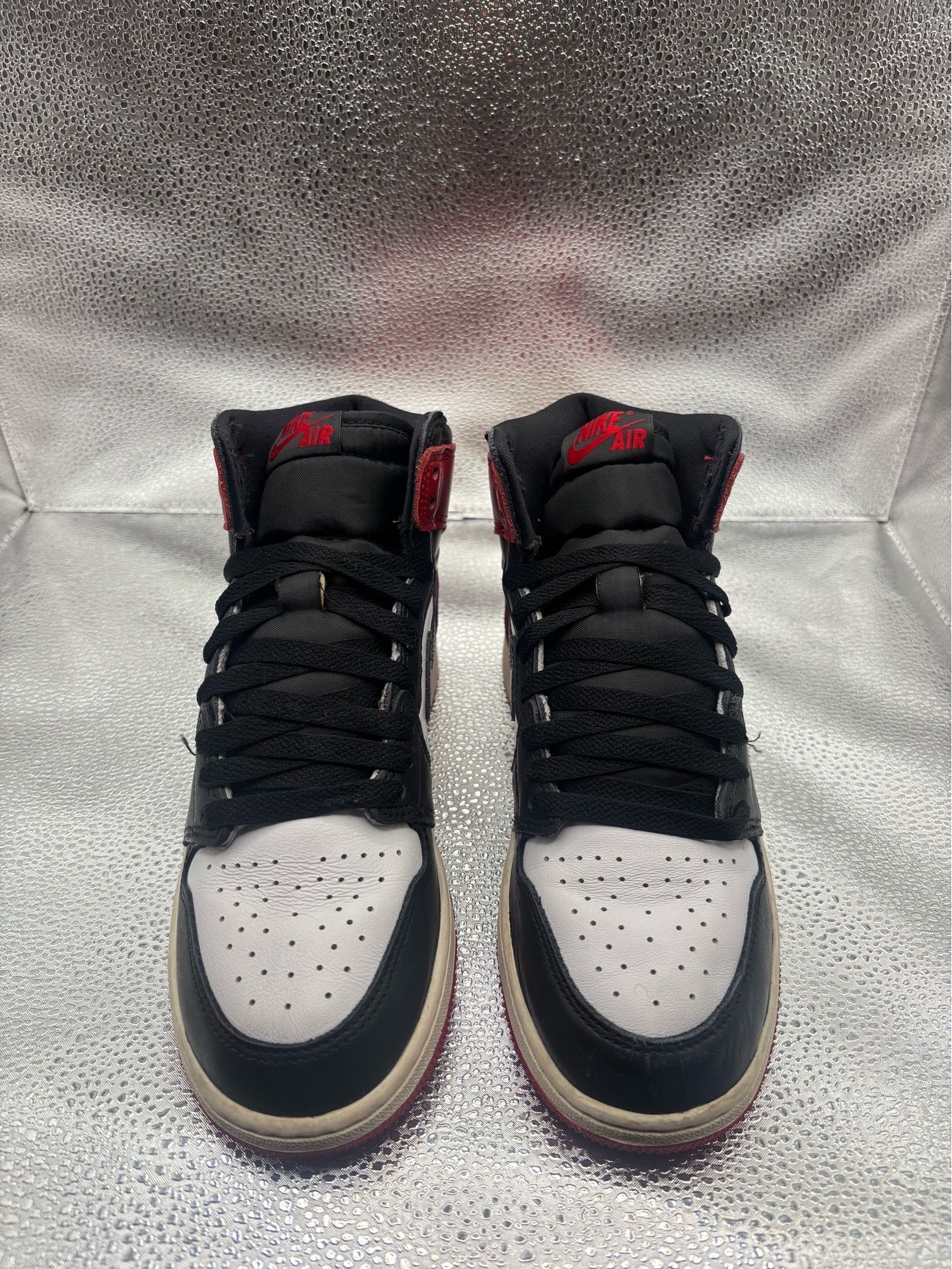 Air Jordan 1 High Black Toe Reimagined GS - photo 2