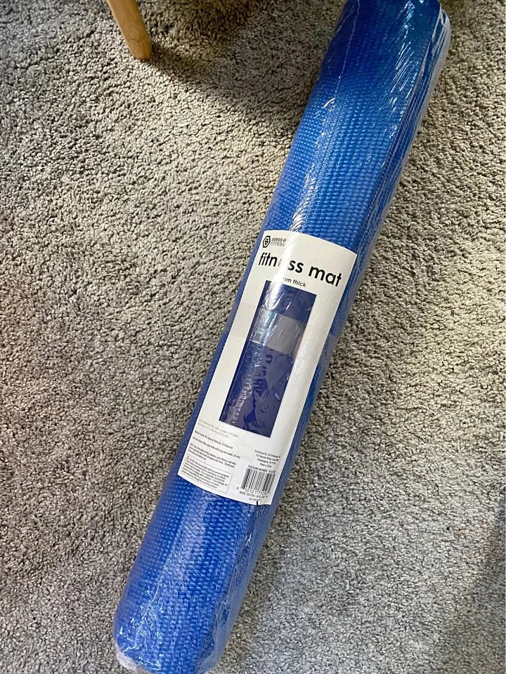 Yoga mat (unopened)