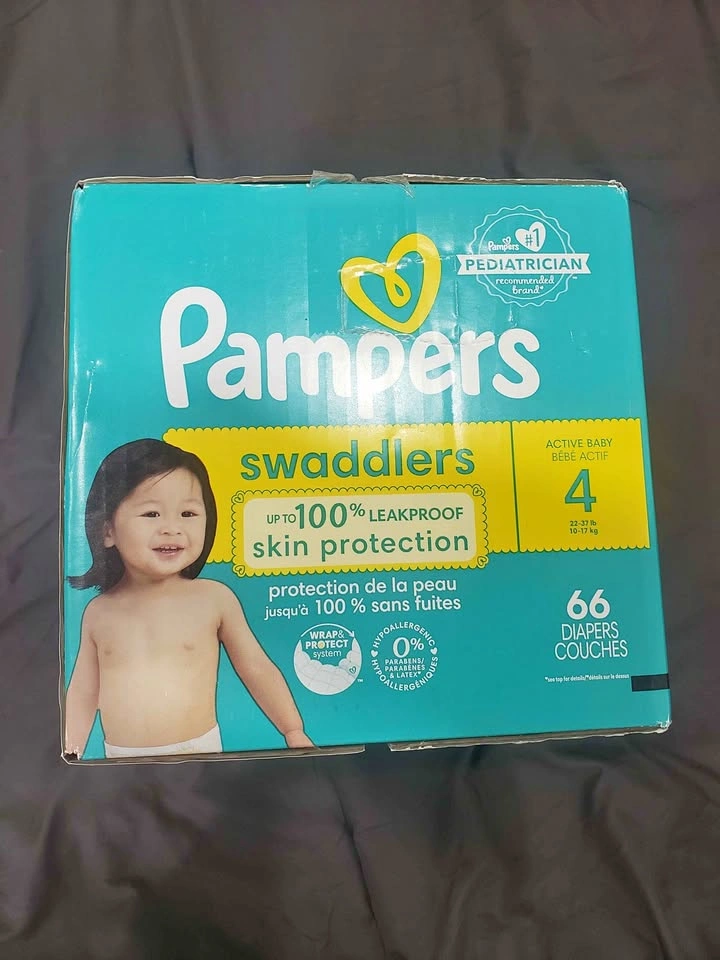 NEW Pampers Swaddlers Diapers Size 4 - 66 Count