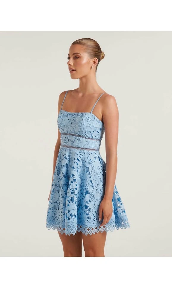 Women's Evernew Grad/Prom Dress - EUC - photo 3