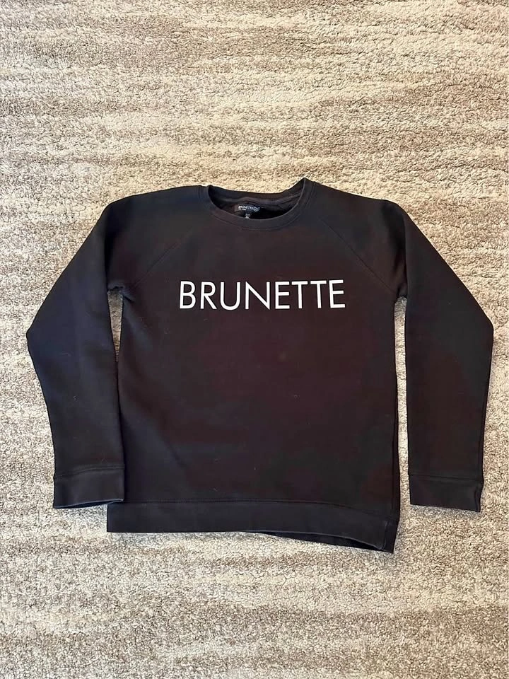 Girls BRUNETTE The Label Sweatshirt - EUC