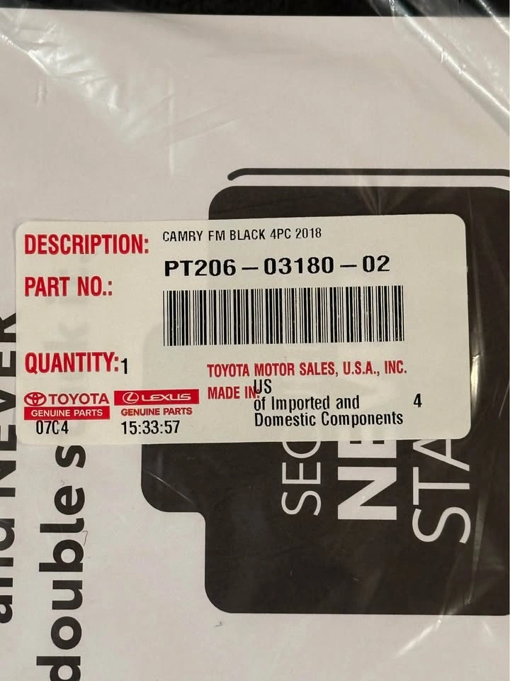 Toyota Camry Floor Mats - Brand New - photo 3