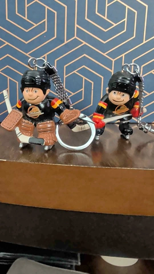 Vintage Canucks Keychain