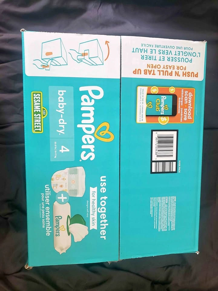 NEW Pampers Baby-Dry Diapers, Size 4, 96 Count