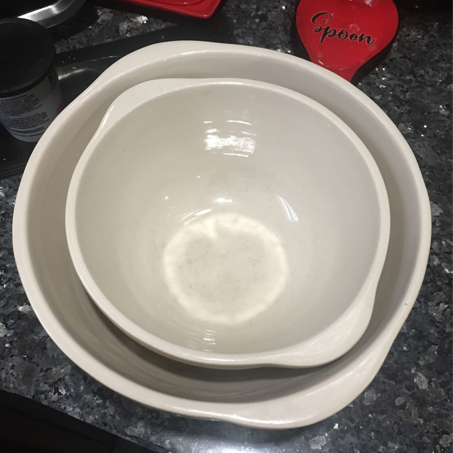 Two piece heavy mixing bowl set
