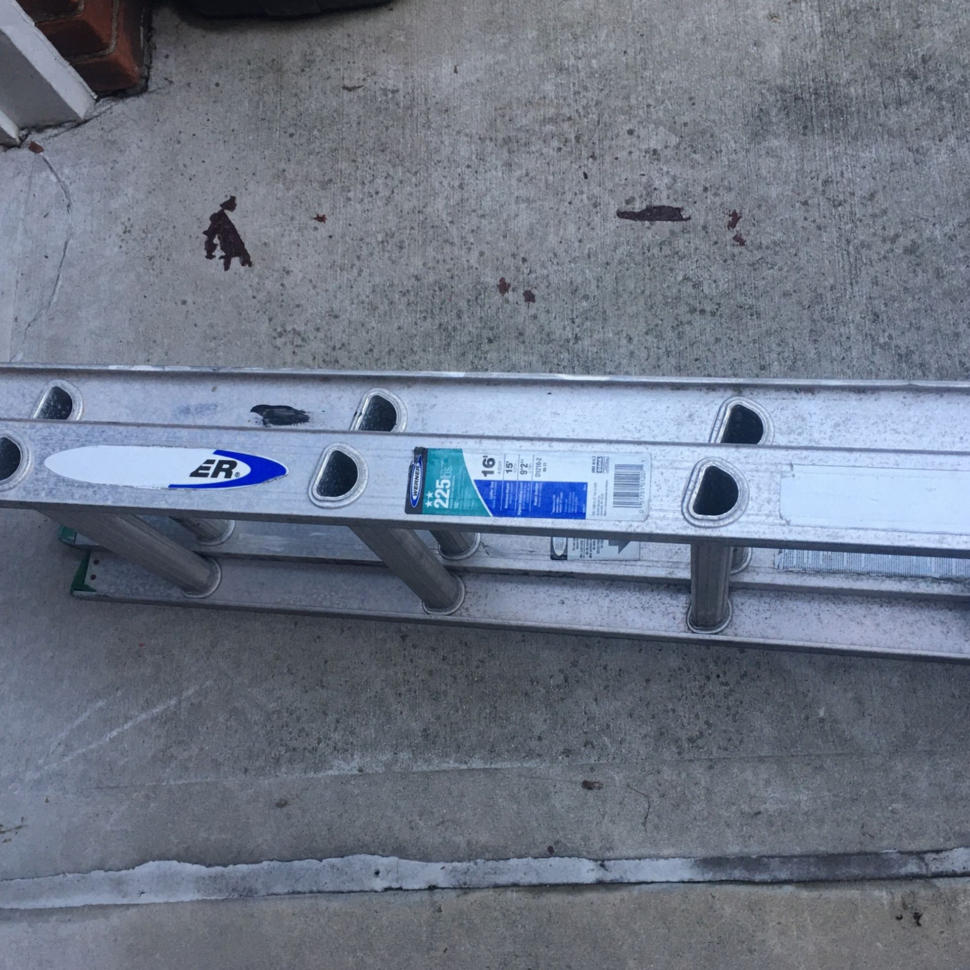 Werner 6 Foot Aluminum Ladder - photo 5