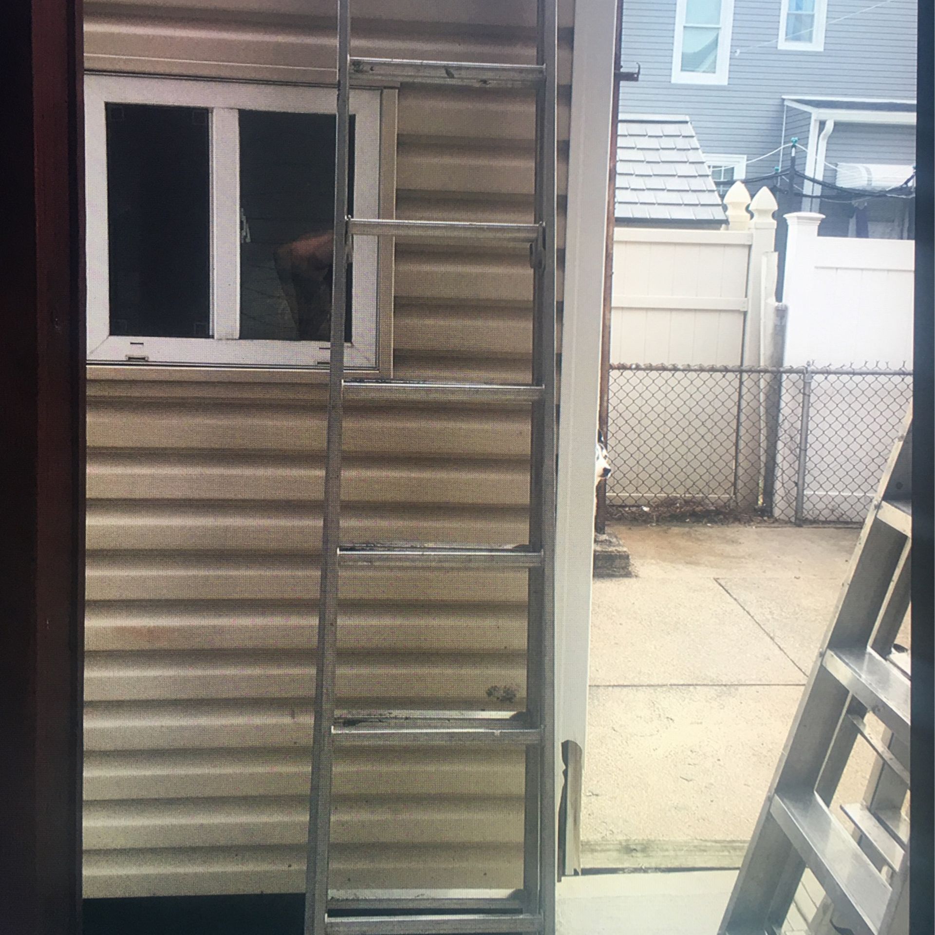 Werner 6 foot Aluminum Step Ladder - photo 3