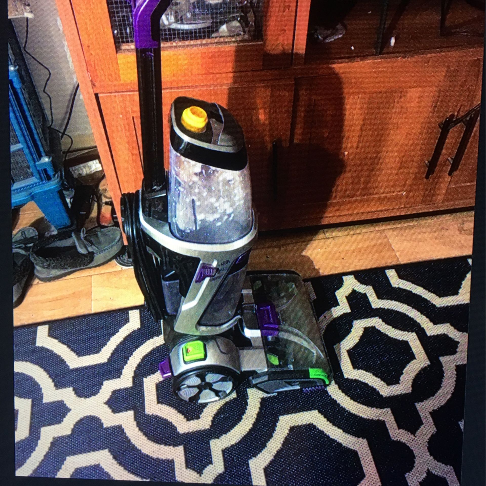 Bissell ProHeat 2X Revolution Max Pet Pro Cleaner - photo 3