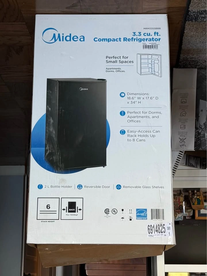 Midea 3.3 Cu. Feet Compact Refrigerator - photo 5