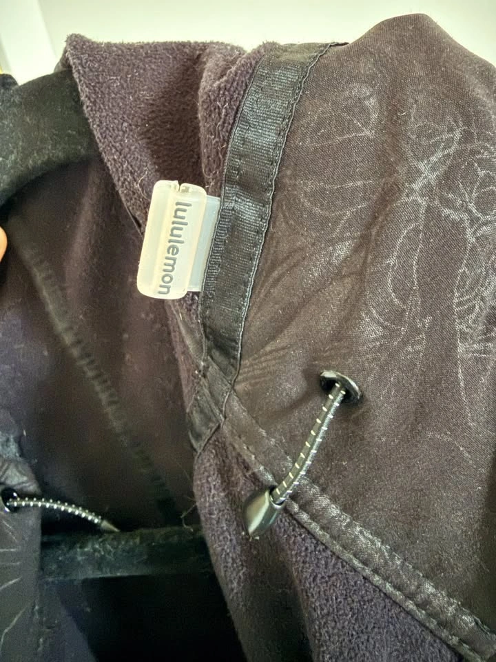Lululemon black jacket - S - photo 4