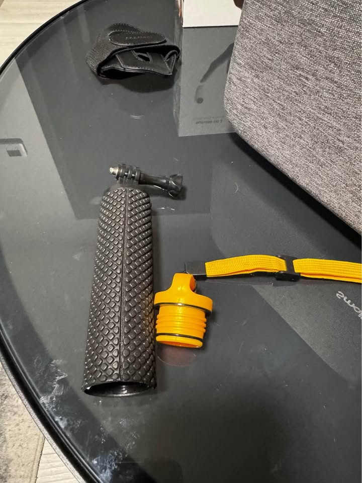 Wealpe Floating Hand Grip Waterproof Handle for a Camera - photo 2