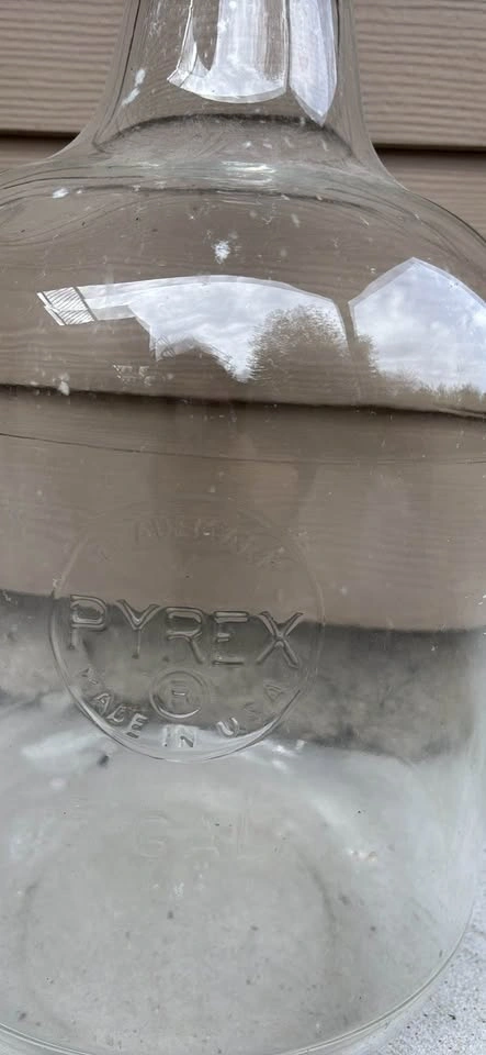 5 Gallon Pyrex Carboy - photo 3