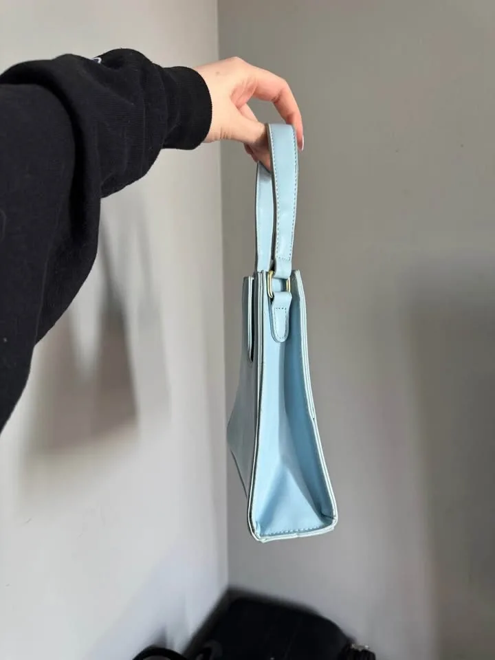 Small blue handbag w/ long detachable strap included - photo 2