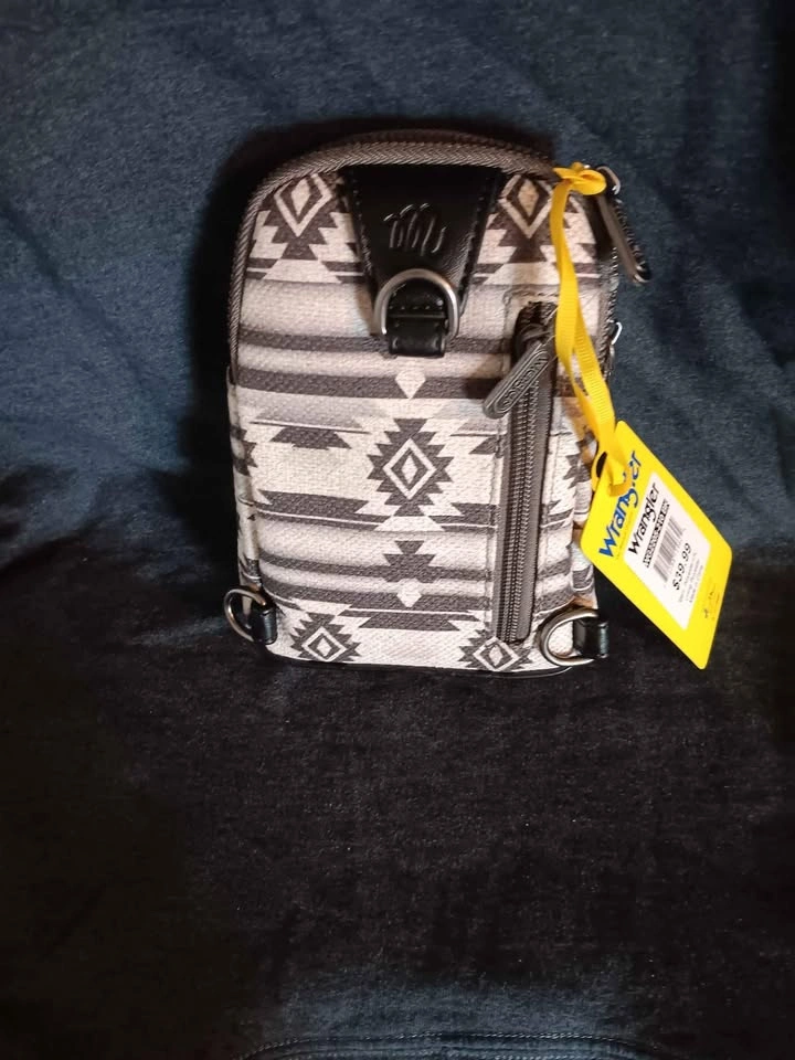 Wrangler Crossbody Bag 🌱 - photo 2