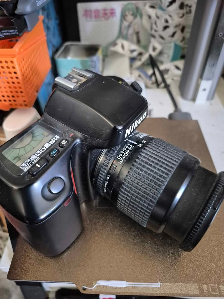 Nikon F70 film camera - photo 2