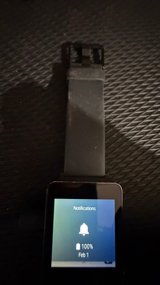 lg watch old one - photo 2