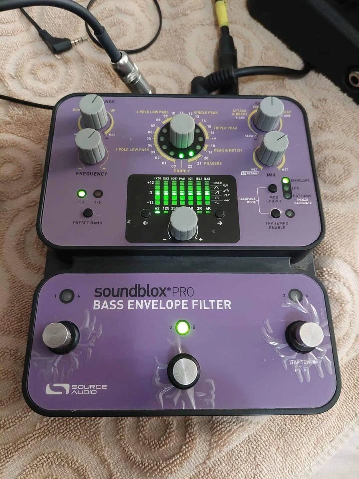 Soundblox Bass Envelope Filter & Bass Multiwave Distortion - photo 2