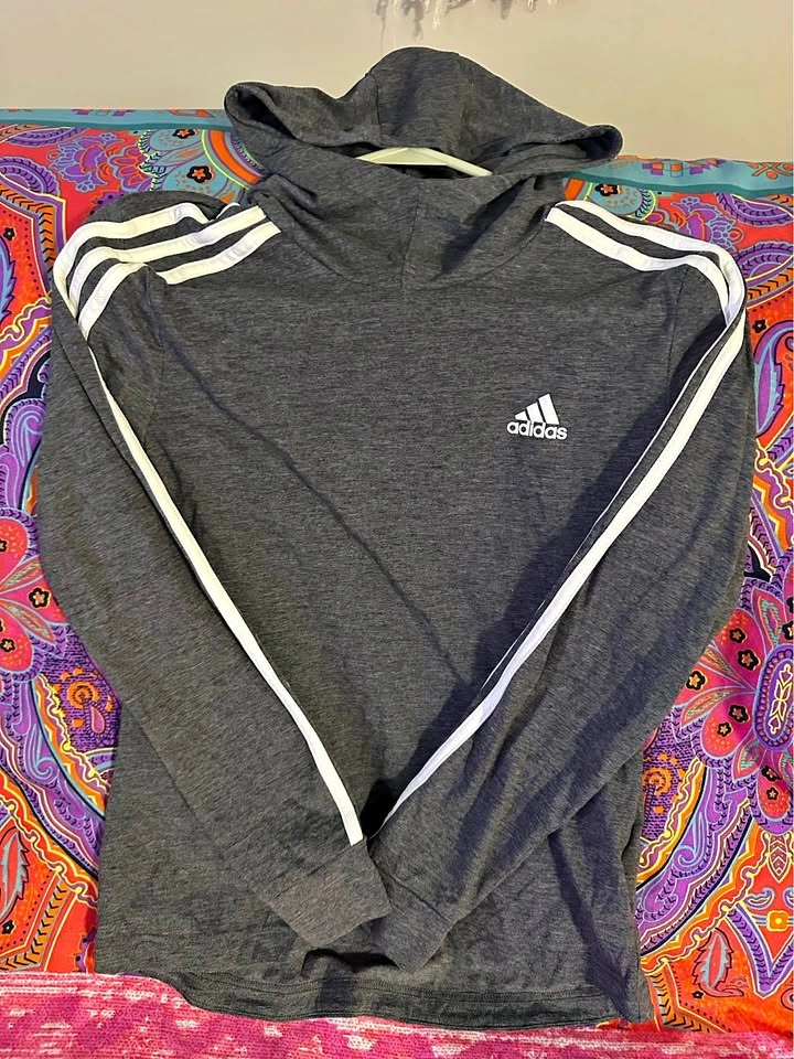 Women's Long Sleeve Hooded Sweatshirt