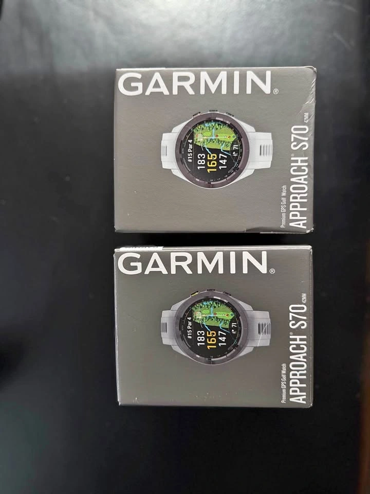 Garmin Approach S70 - BRAND NEW in Gray & White!!!