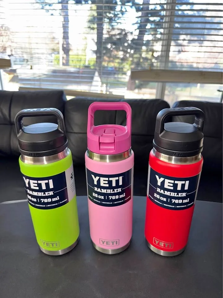 YETI 26oz Bottle Chug