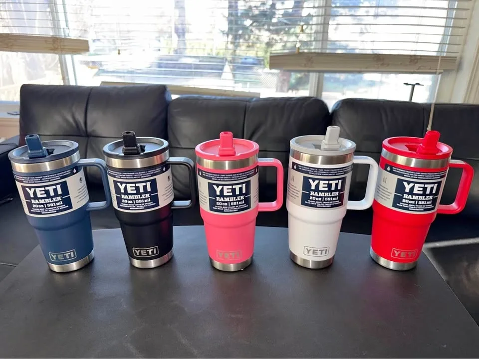 YETI 20oz Travel Straw Mug With colour-Matched Straw Lid