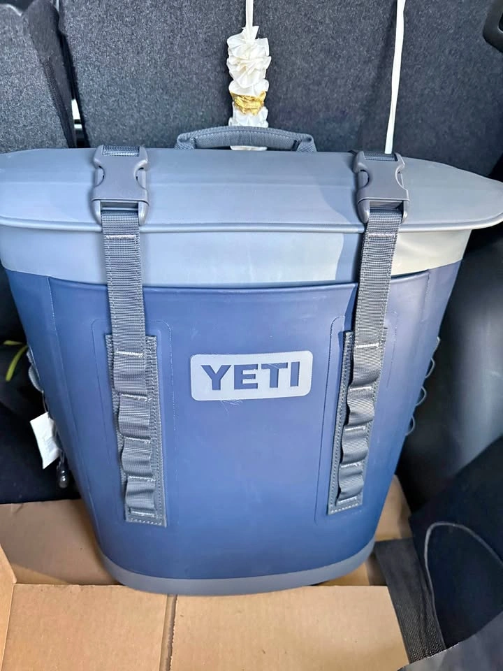 YETI Hopper M12 Backpack Soft Cooler