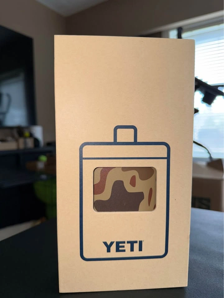 YETI 7 oz Flask and Funnel - Brand New - photo 2