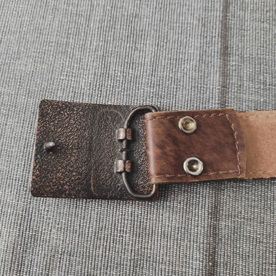 Vintage Levi's Saddleman Plaque Belt - Made in Canada - Genuine - photo 3
