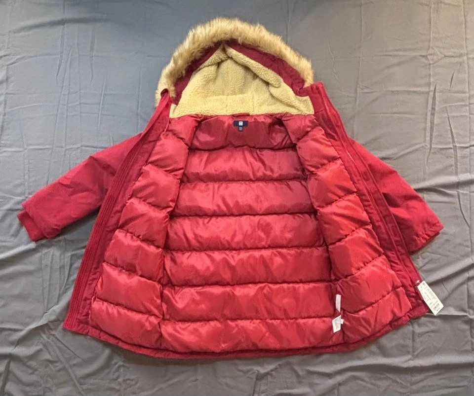 UNIQLO 11-12 kids unisex winter coat - Red - NEW with tags. - photo 2