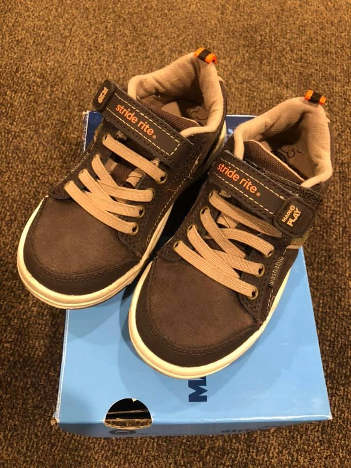 *NEW* Stride Rite Made2Play Kaleb Sneaker - photo 2