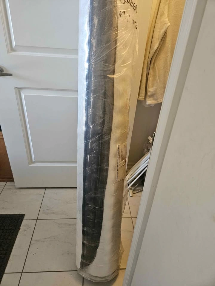 Queen Mattress New - photo 2