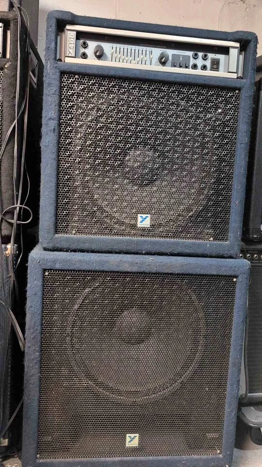 Yorkville Bass Master Y400 Amp Head & Speaker Cabs