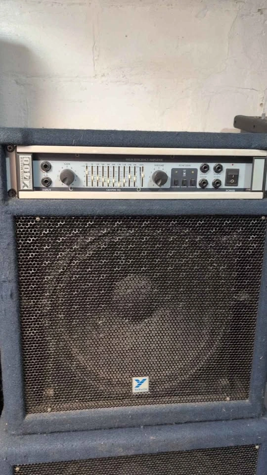 Yorkville Bass Master Y400 Amp Head & Speaker Cabs - photo 2