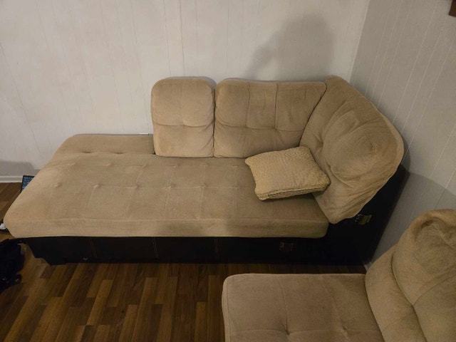 2 Piece Sectional Couch - photo 3