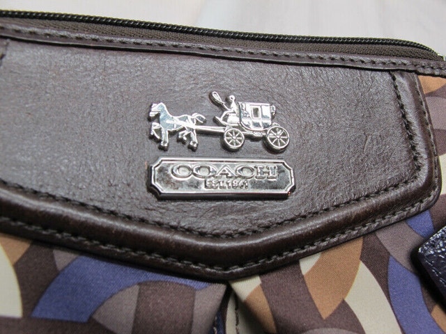 Coach Crossbody and Checkbook Cover - photo 4