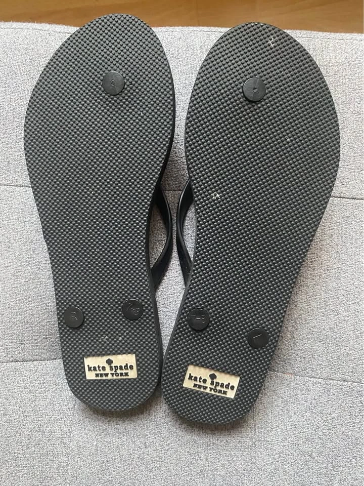 Brand New Size 7-8 Women’s Flip Flops - photo 2