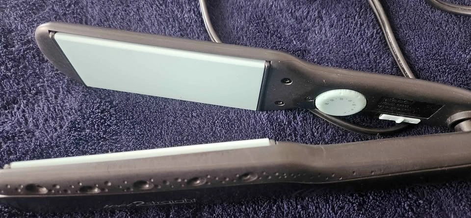 Steam Hair Straightener Wet to Dry
