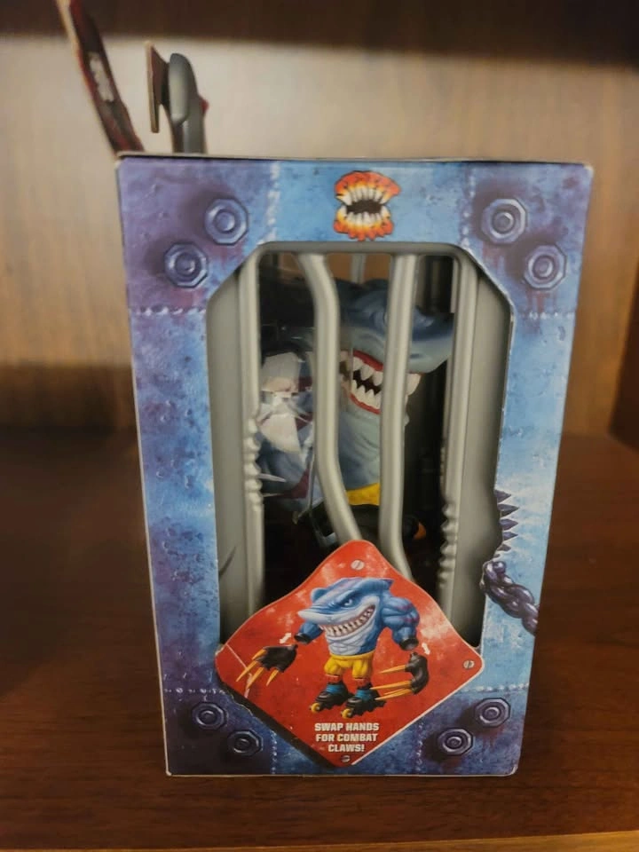 Mattel Street Sharks Streex Action Figure New in Box - photo 3