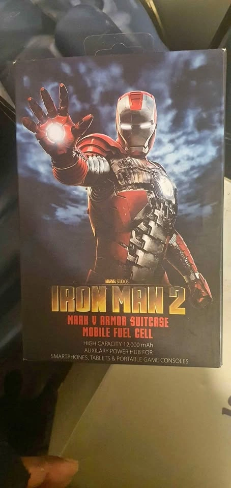 Iron Man 2 Charging Bank Cell Prop Replica w/ Certificate