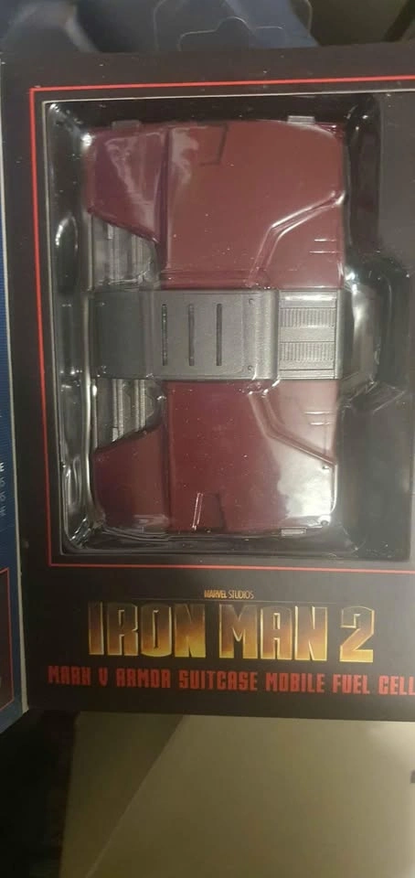 Iron Man 2 Charging Bank Cell Prop Replica w/ Certificate - photo 2