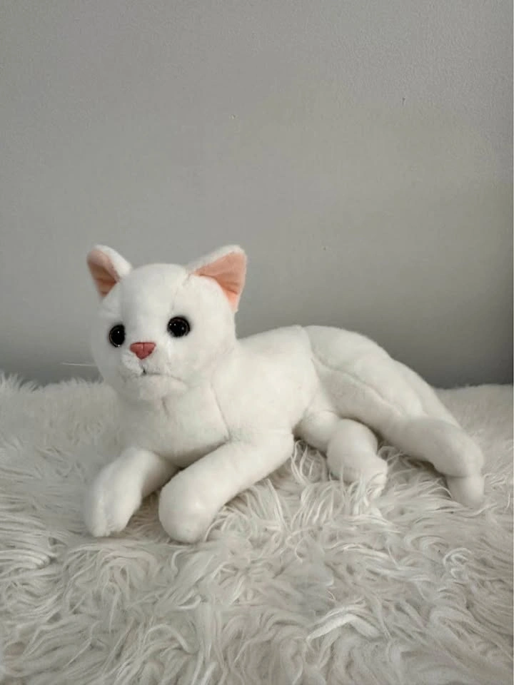 Realistic Cat Price