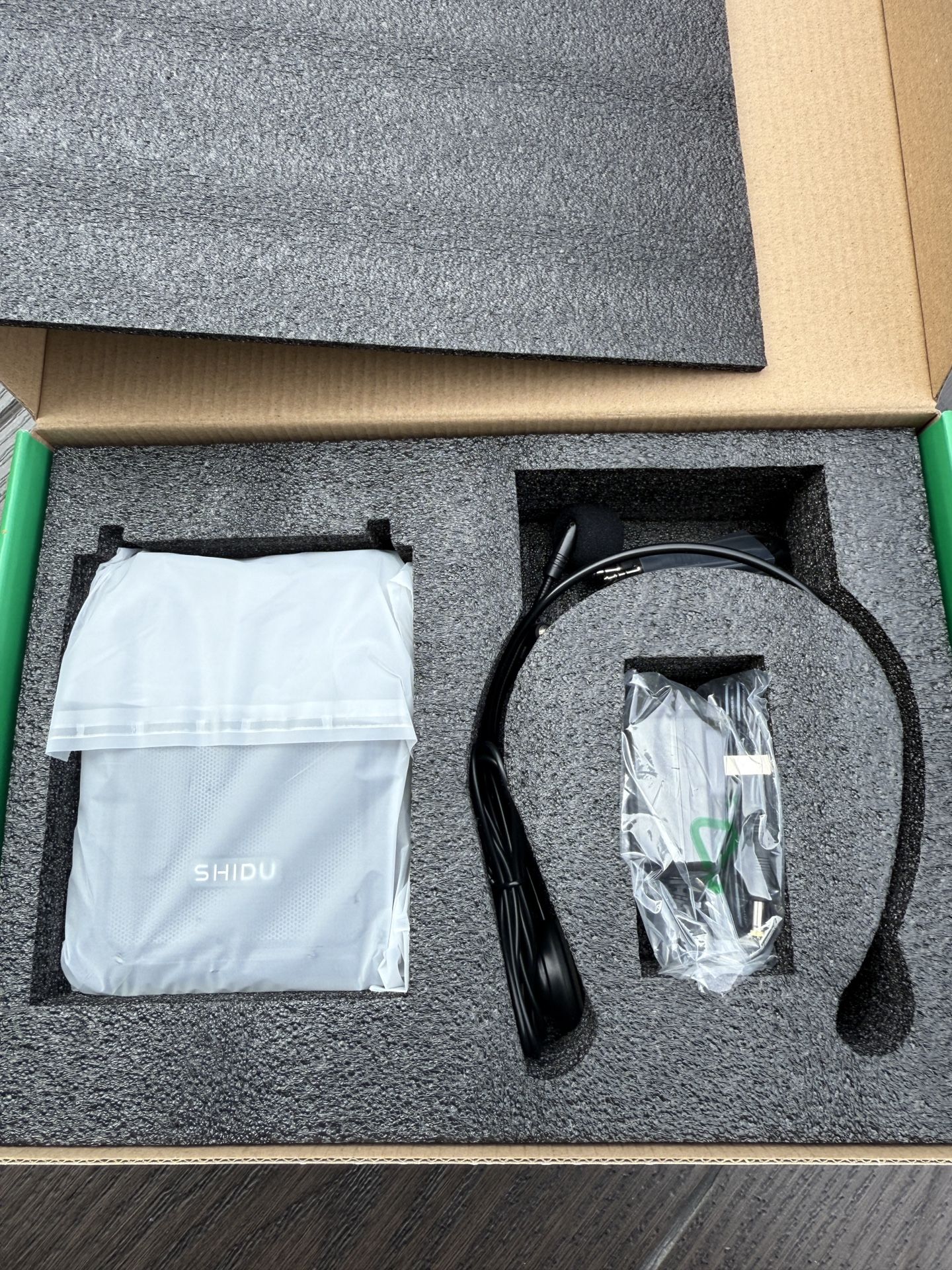 Sound Amplification Speaker With Microphone - photo 2