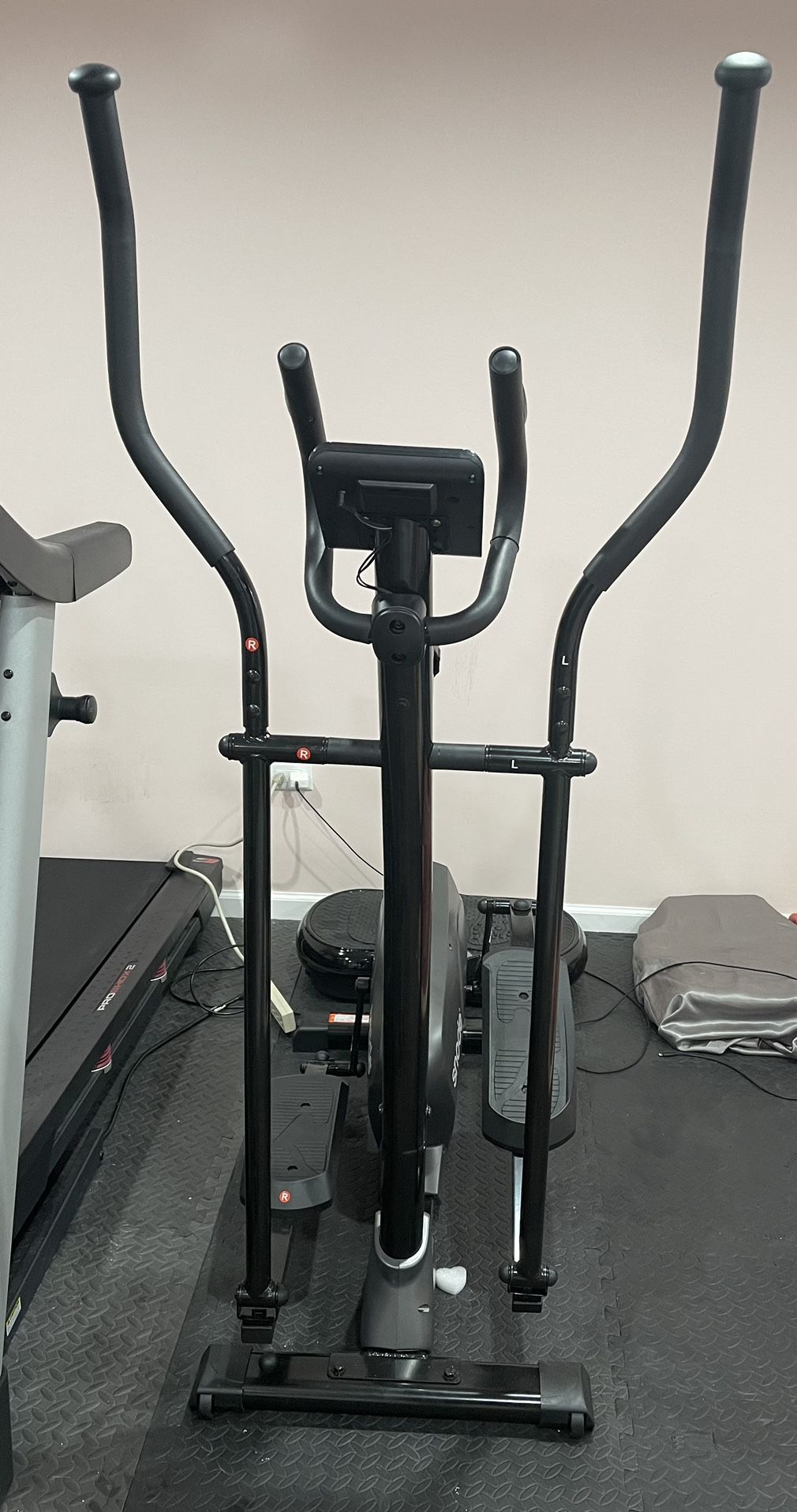 Elliptical Machine for Home Use