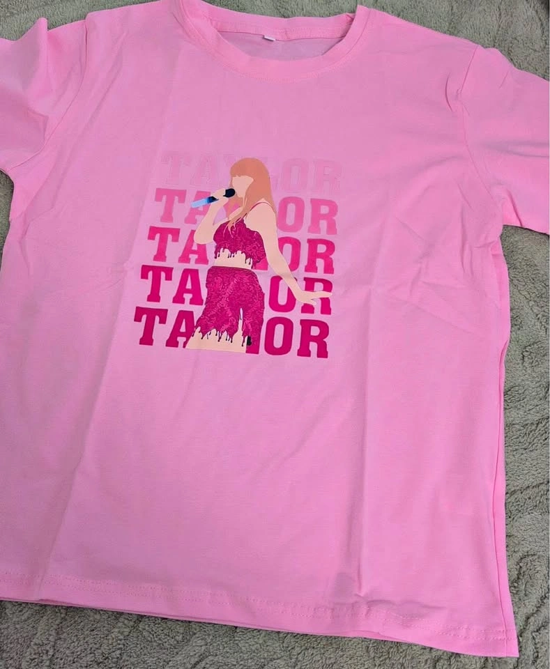 Brand New Taylor Swift Graphic T-Shirts – Never Worn, Size S