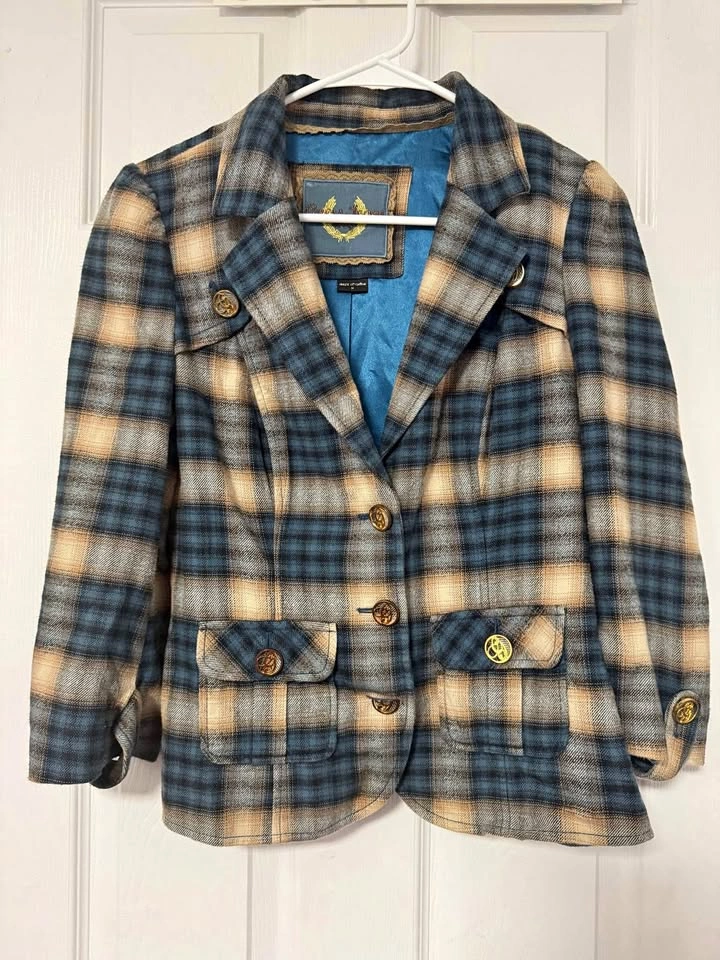 Women’s Plaid Cropped Blazer – Size S