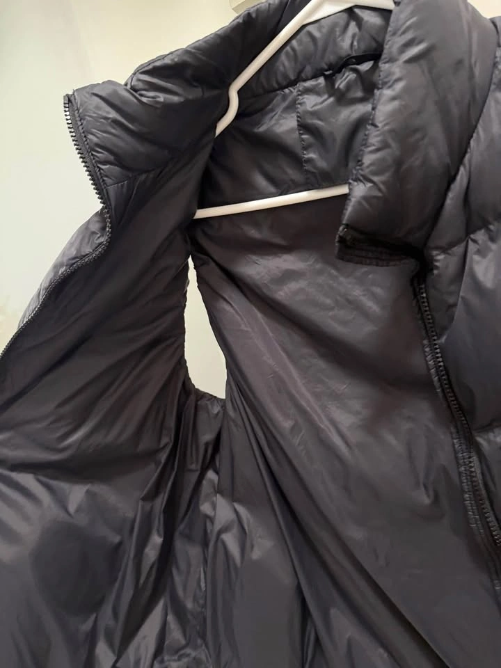 Light puffy down vest women’s S - photo 4