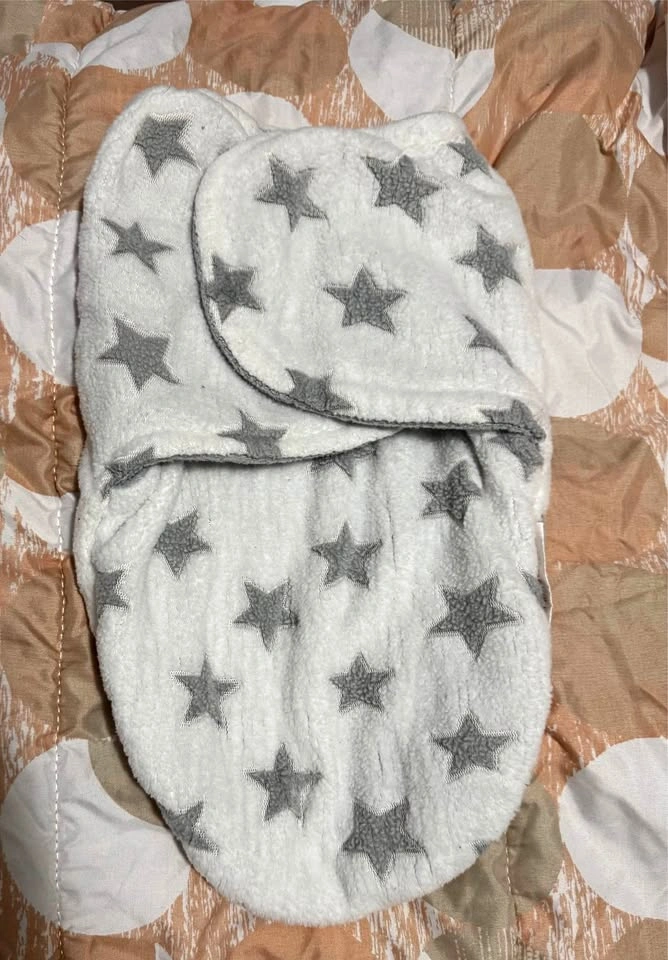 Baby swaddle