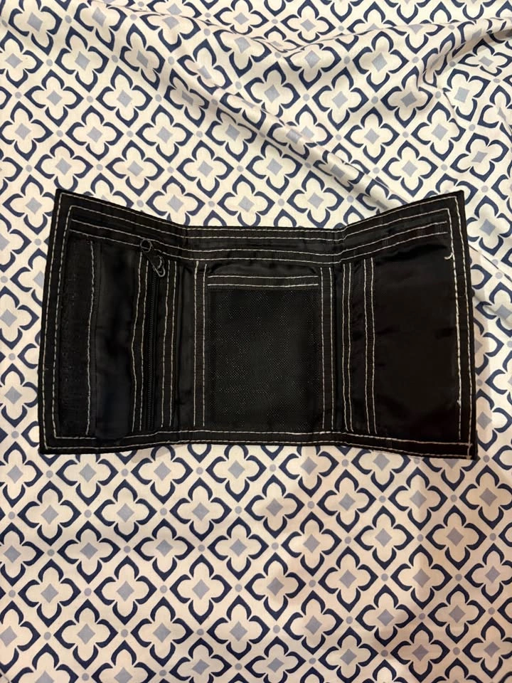 Oilers wallet - photo 2