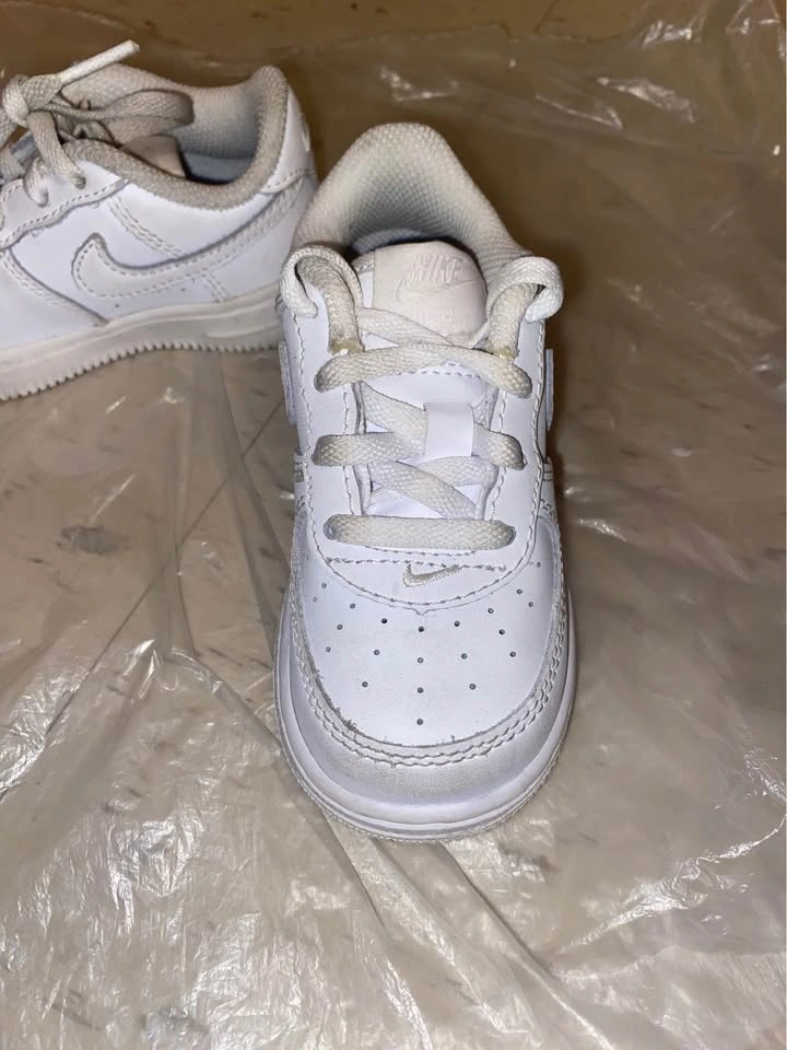 Size 7C and 6C Nike Air Force 1 Baby Shoes White - photo 2